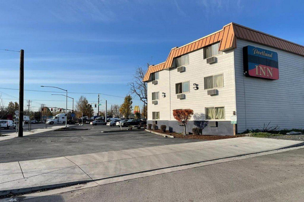 Portland Inn Екстериор снимка